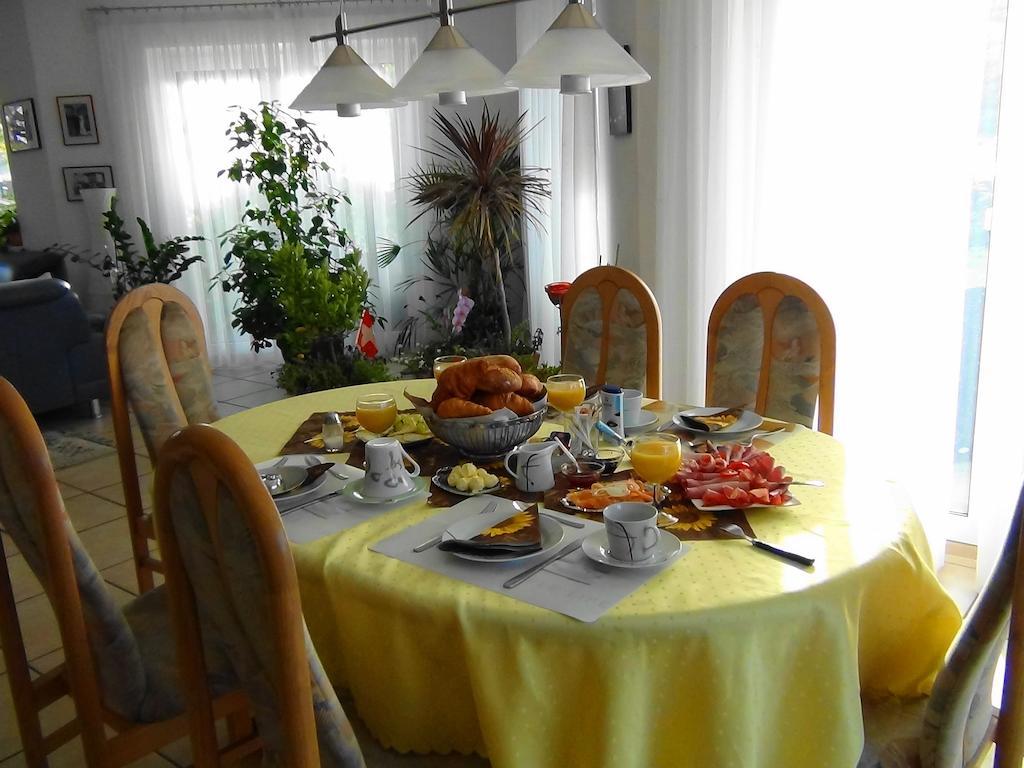 Bed and Breakfast Haus Erika Am Weg Kesswil Экстерьер фото
