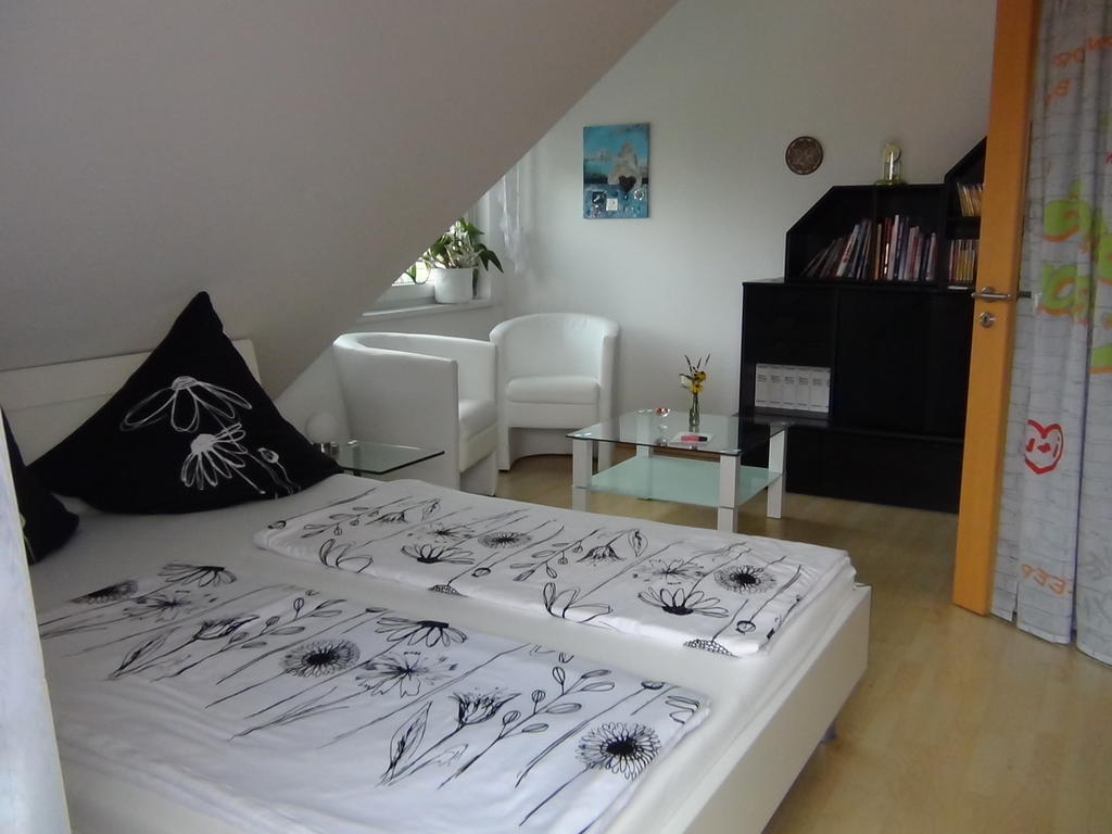 Bed and Breakfast Haus Erika Am Weg Kesswil Экстерьер фото